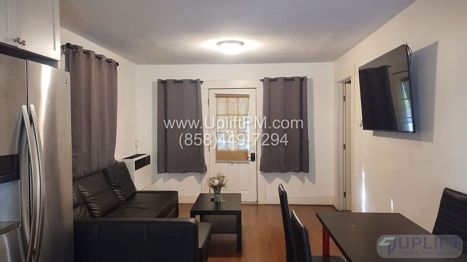 3637 36th Street living area
