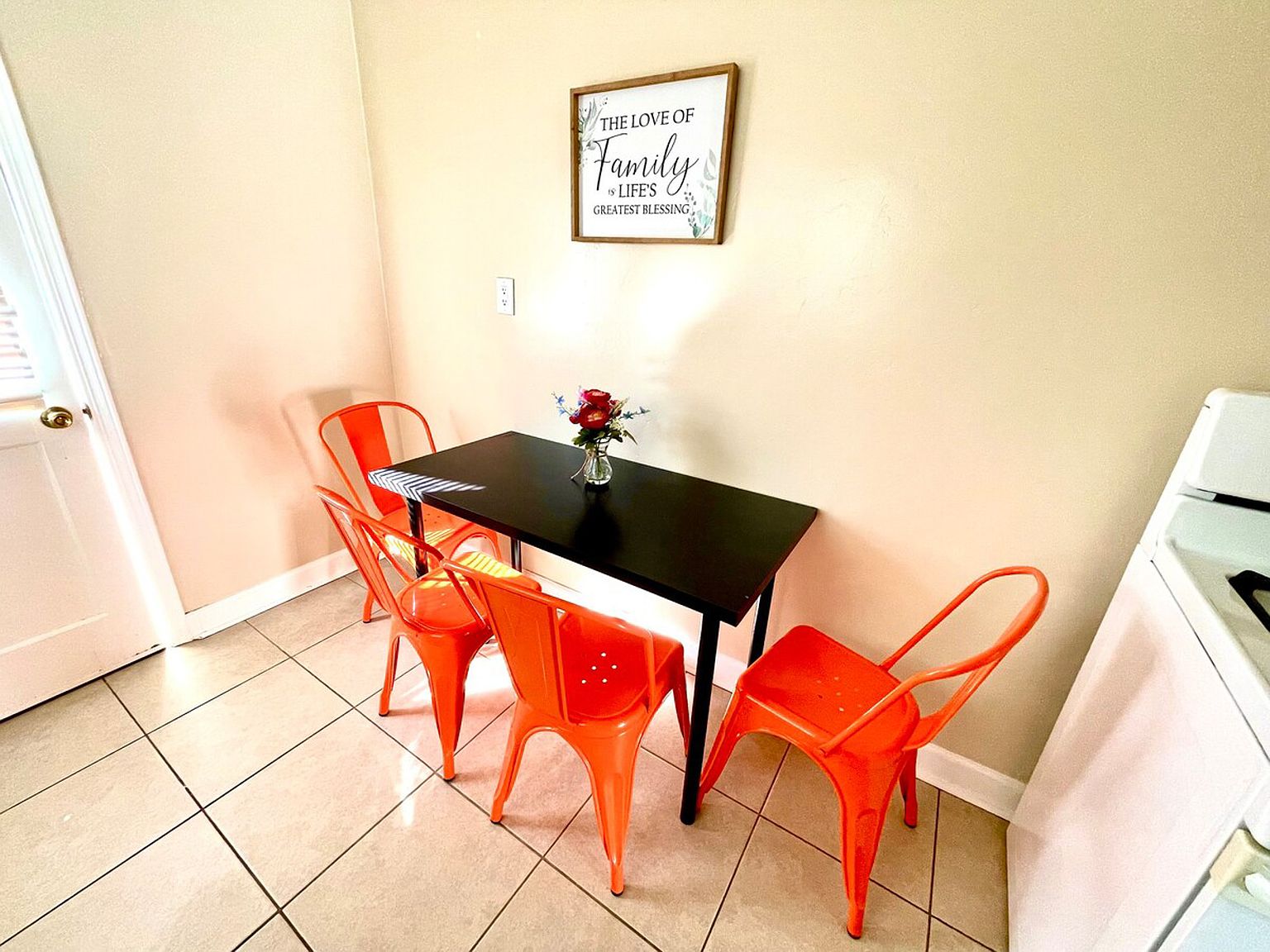 4118 Gamma Street living area
