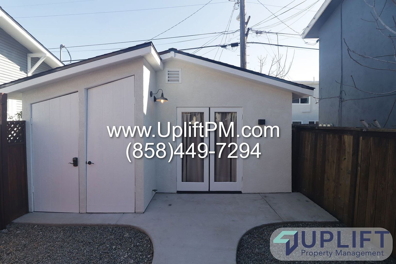 4749 35th Street parking